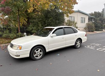 1999 Toyota Avalon
