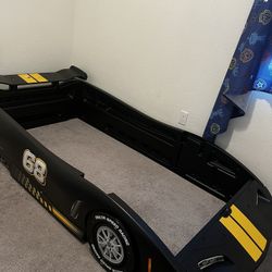 Twin Car Bed