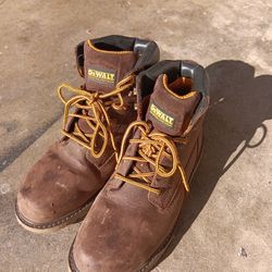 Dewalt Steel Toe Work Boots. (Lightly Used)