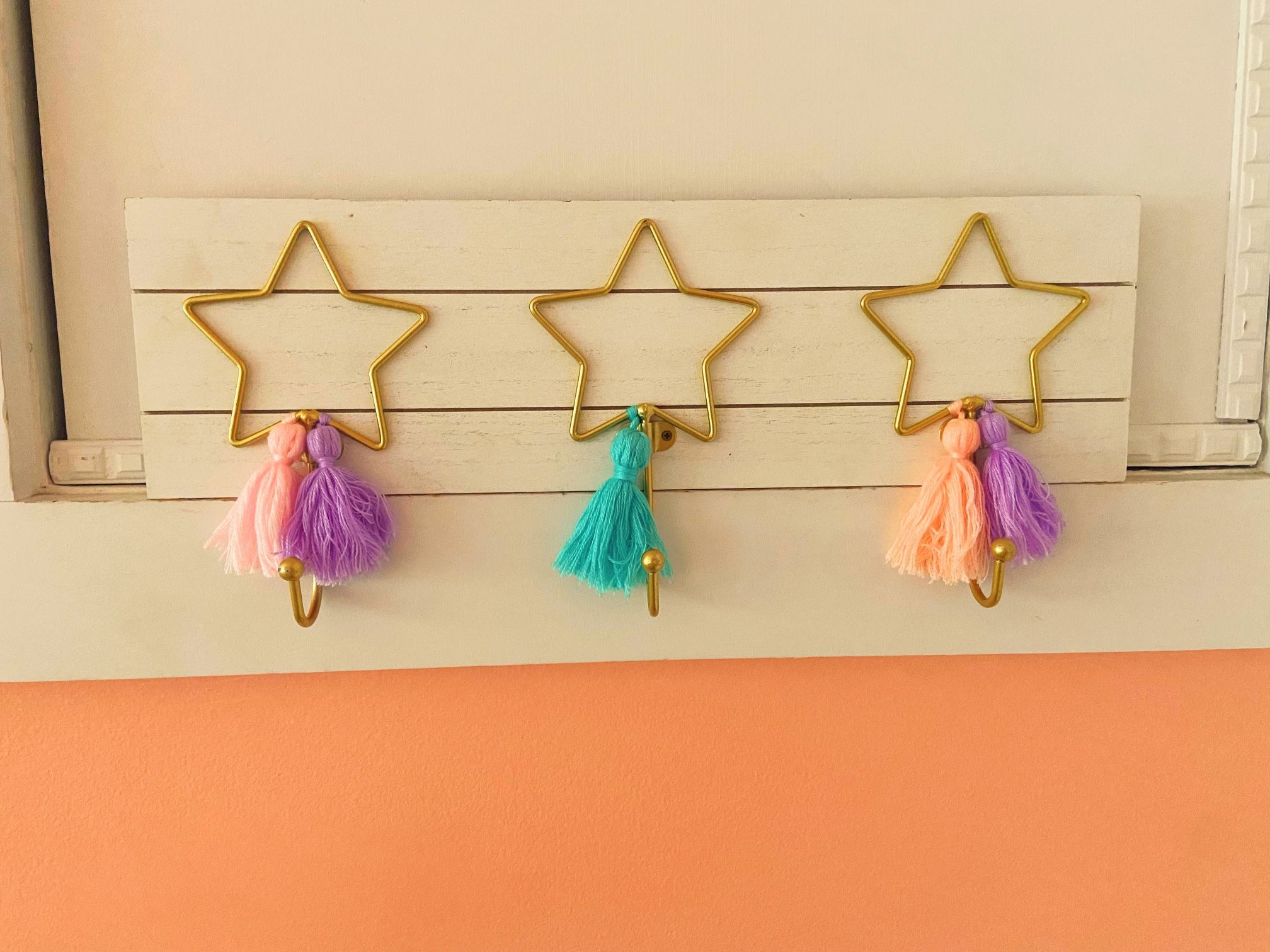 Children’s Hook Wall Decor
