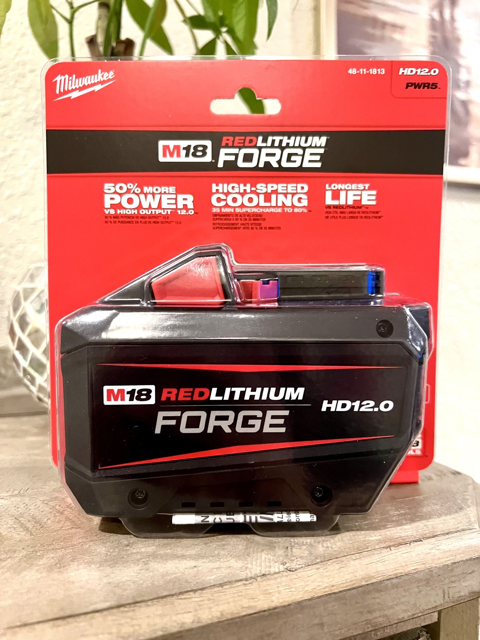 Milwaukee M18 18V Lithium-Ion REDLITHIUM FORGE HD 12.0 Ah Battery 