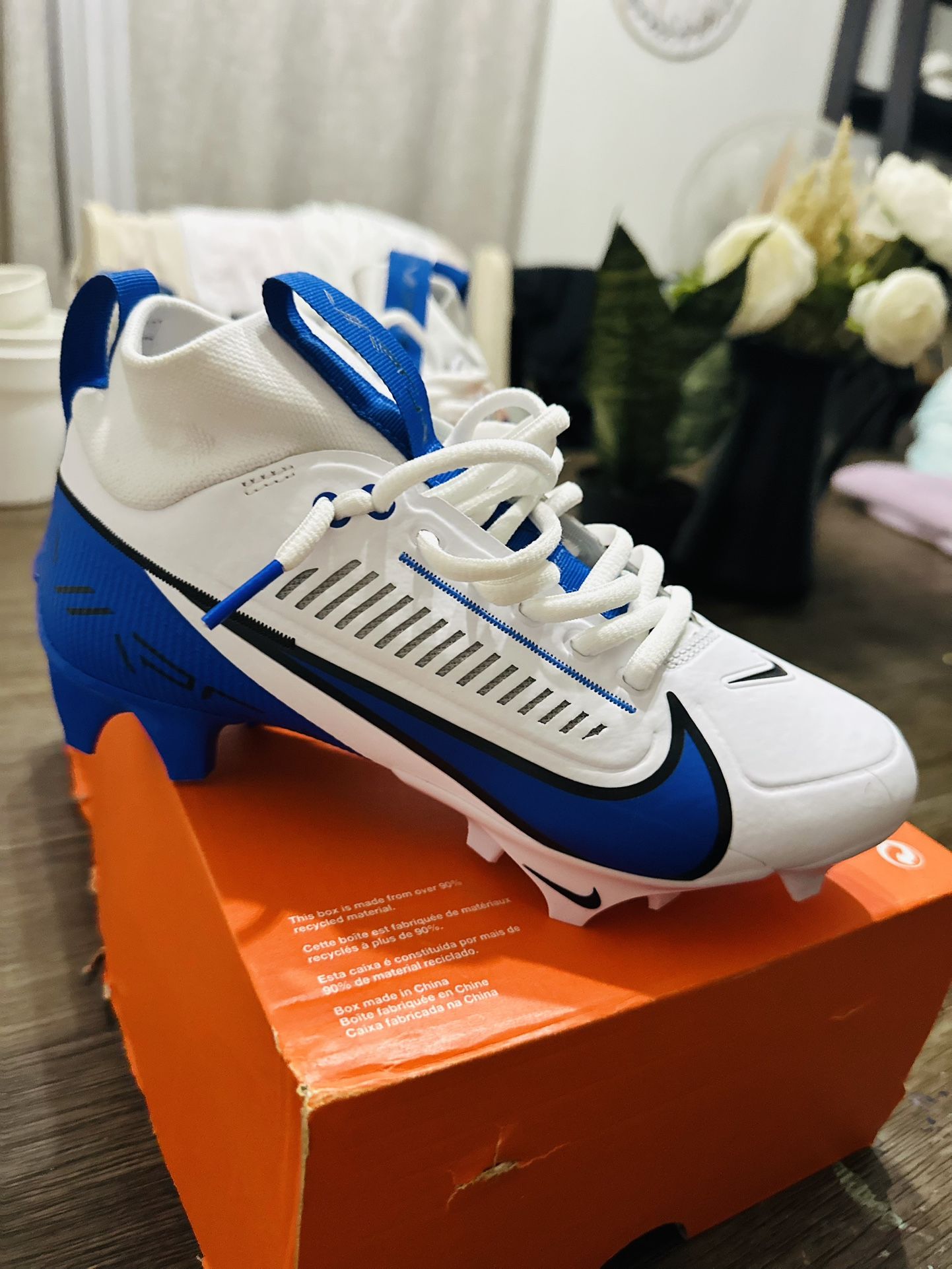 Nike Vapor Edge Pro 360 2. Size: 4