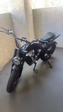 Black Fat Tire Electric Bike with 2 Batteries