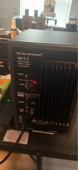 Blue sky 6.5 monitors powered speakers 200watts