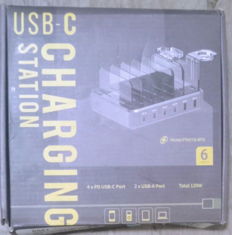White USB Charging Station Model w/ 4 Ports PW018-4PD Open Box