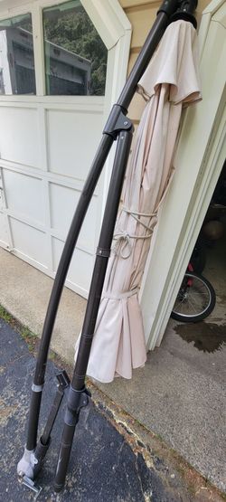 10 ft patio umbrella - needs base
