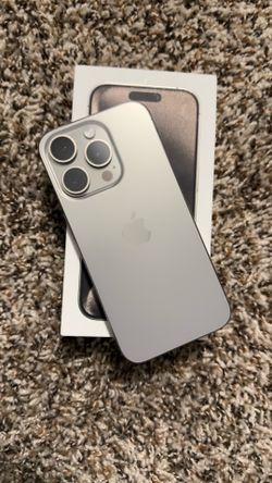 iPhone 15 Pro Factory Unlocked