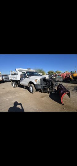 dump truck with plow  excellent condition  4x4