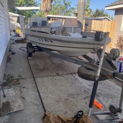 Bayliner Trophy Bass Boat