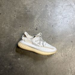 Yeezy 350 Cloud White