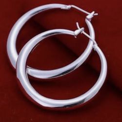 925 Sterling Silver Round Style Earrings 