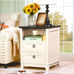 BRAND NEW SET OF 2 NIGHT STANDS