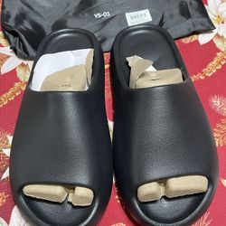 Yeezy Slides