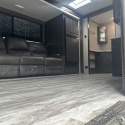 Brand new Condition Travel Trailer 