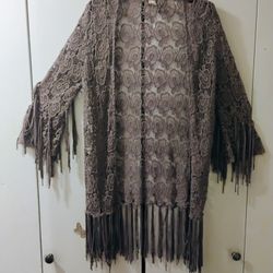 Gimmicks Buckle Dusty Mauve Knit Fringe Kimono 