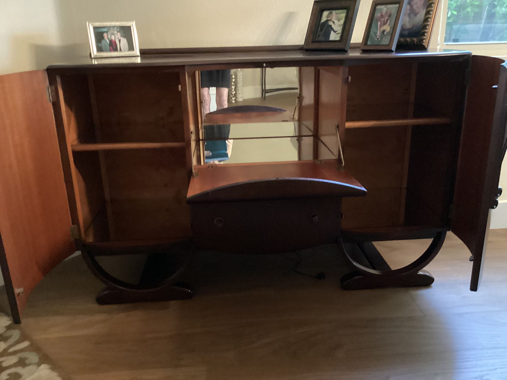 Vintage Art Deco- Style Wooden Sideboard/ Bar Cabinet-Beautility