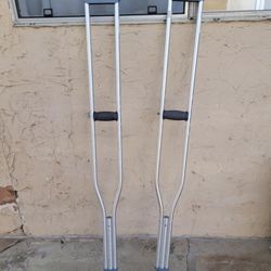 Crutches 