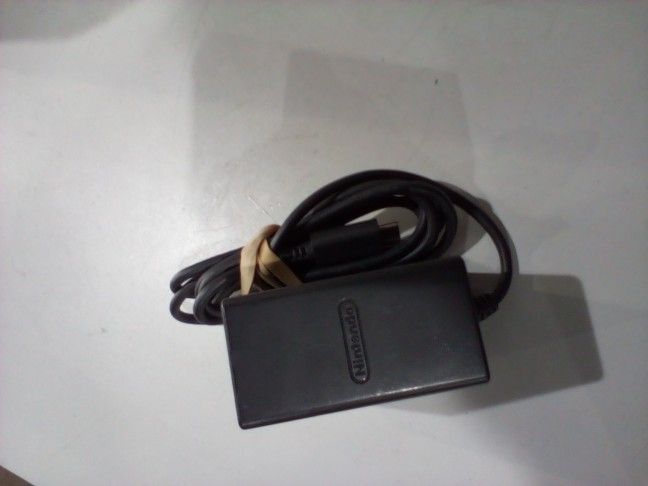 Nintendo Switch Charger 