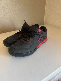 Clipless Men’s Mountain Bike Shoe