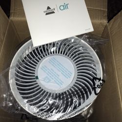 BISSELL MYair Personal Air Purifier (2780A) New with filter