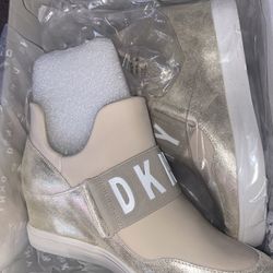 DKNY