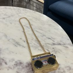 Hip Hop Wireless Audio Speaker Necklace Blaster