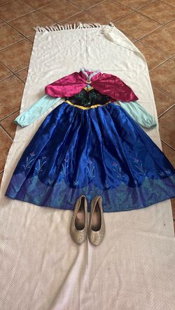Disneyland collection princess outfit Halloween size7/8 with shoes (size -1)