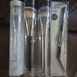 It Cosmetics Brushes Brand New