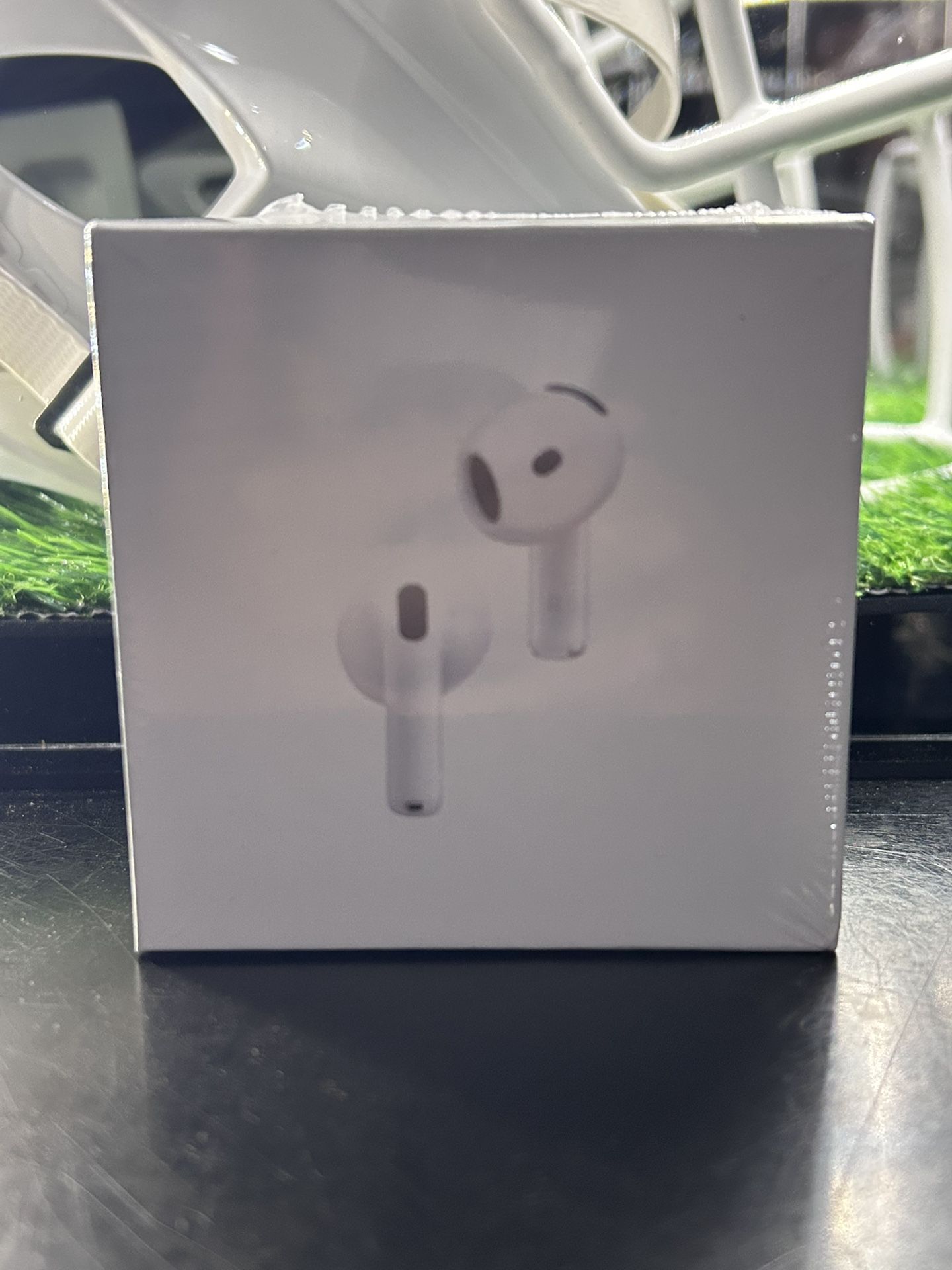 Apple AirPods 4th Generation with Active Noise Cancellation (ANC) *SEALED*