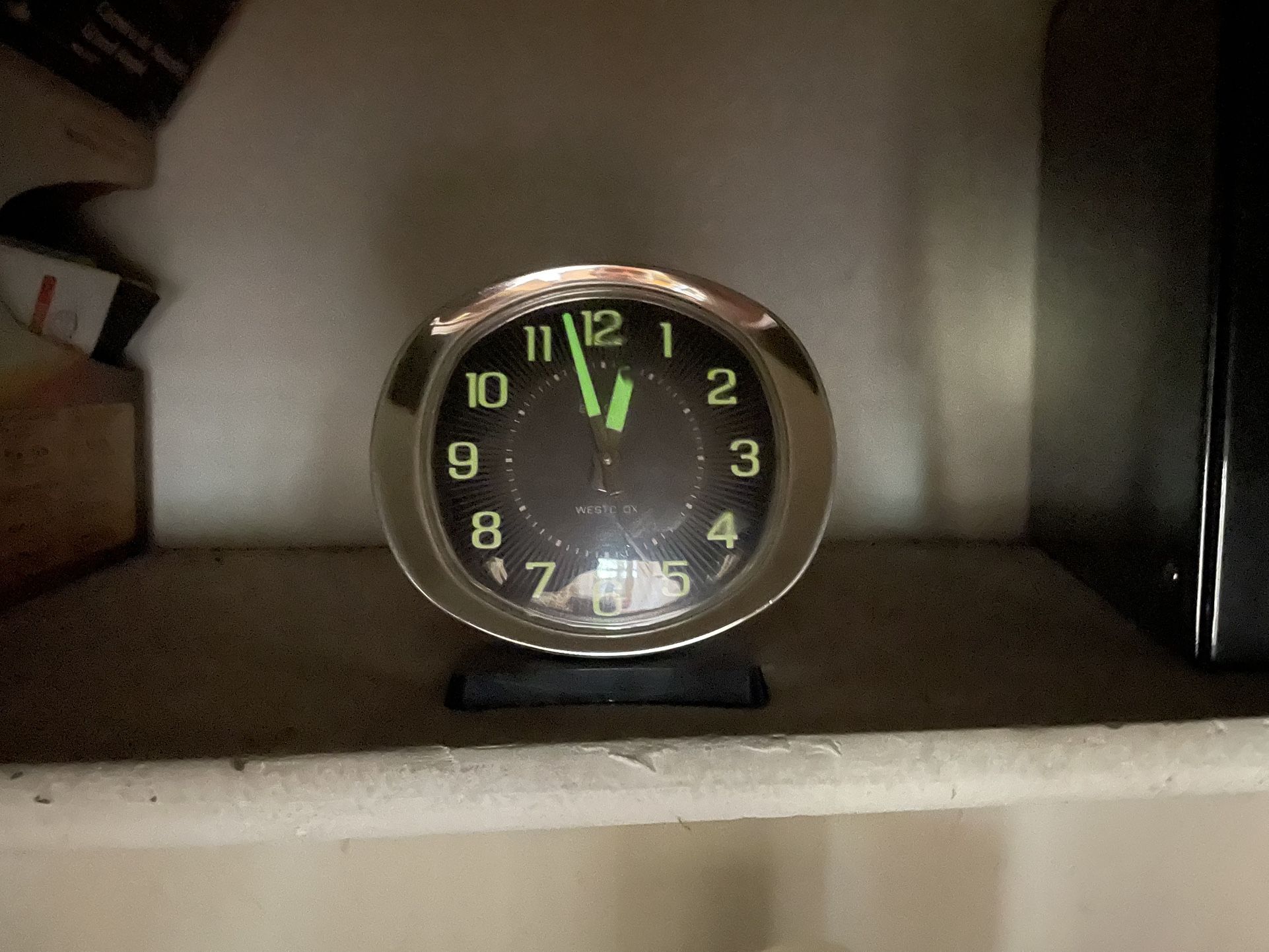 Mechanical Clock, Glow In The Dark