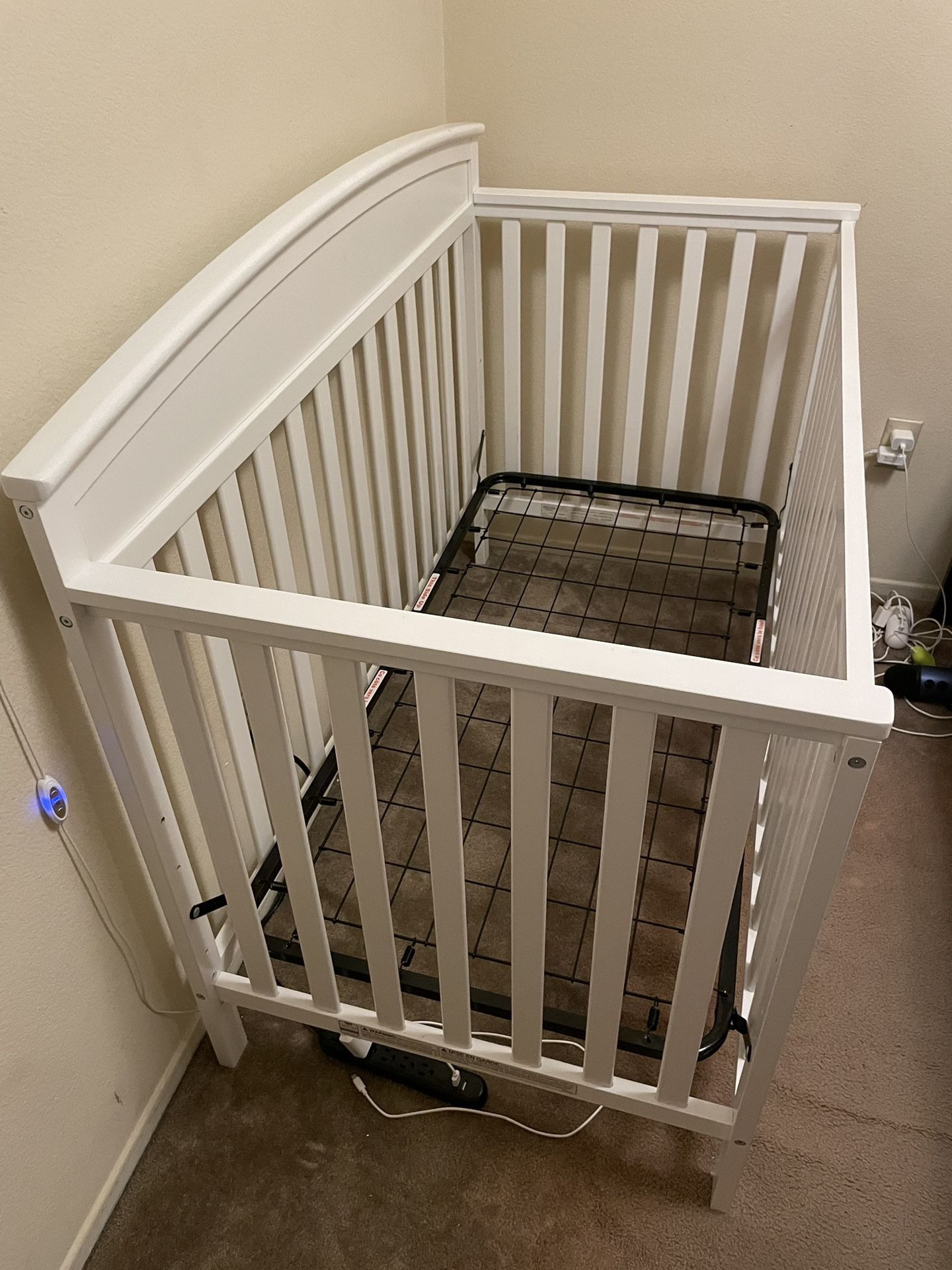 Graco Newborn Crib