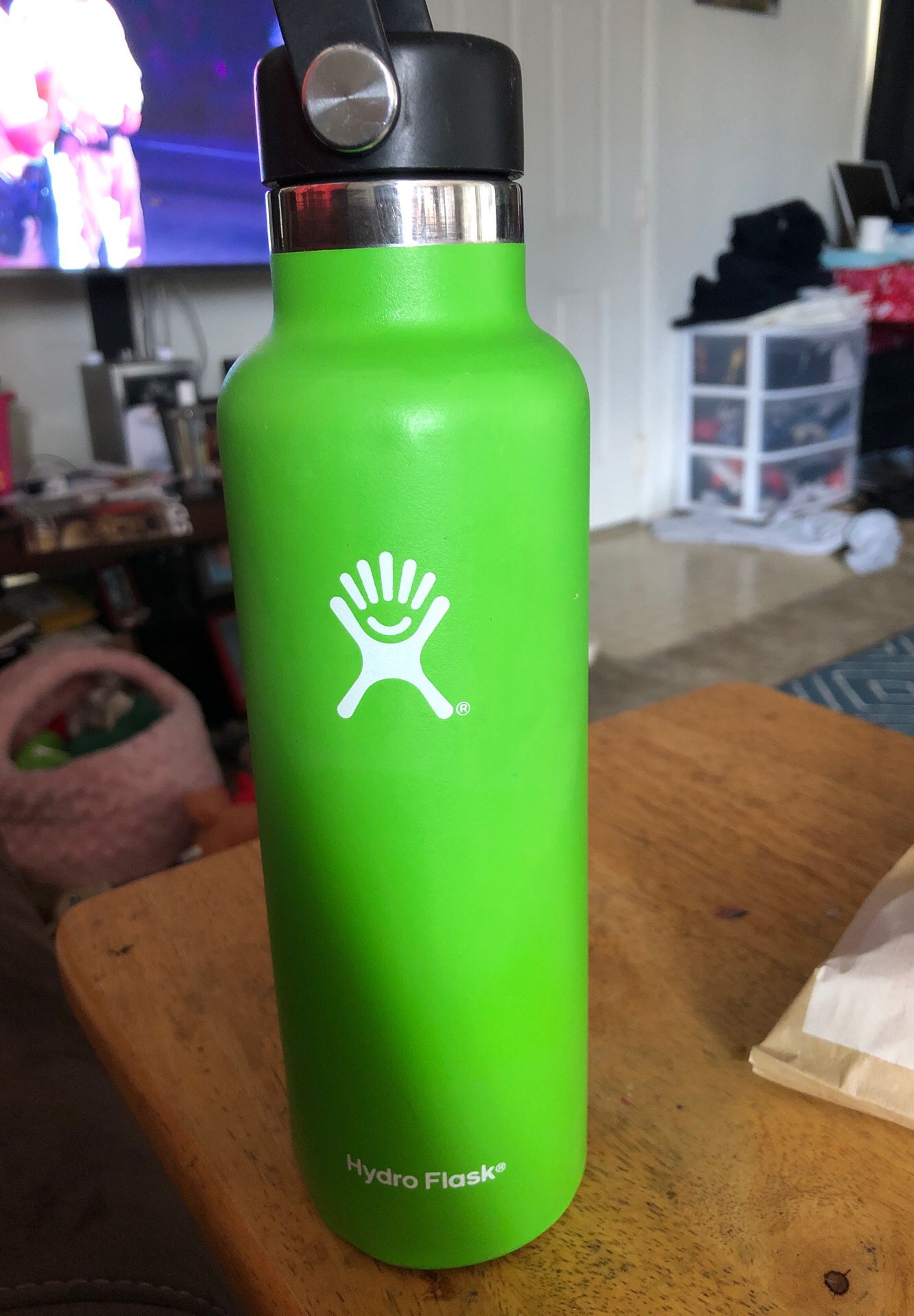 Brand New Olive / Dark Green 32 Oz Hydro Flask Bottle for Sale in Bell  Gardens, CA - OfferUp