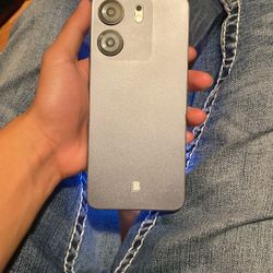 Im Selling A phone For 250 Here In Corcoran California Lmk