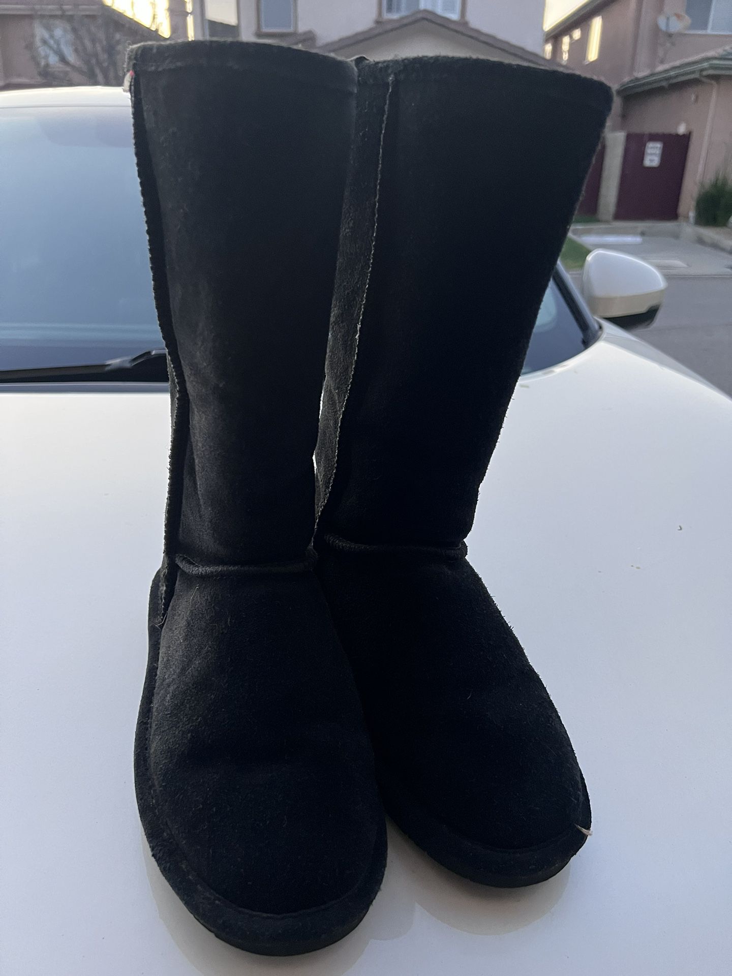 Black Women’s Bearpaw Boots Tall