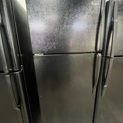 Refrigerator Whirlpool 28”