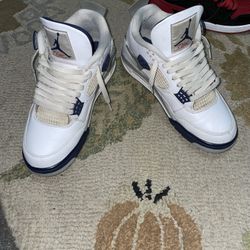 Midnight Navy Air Jordan Retro 4s
