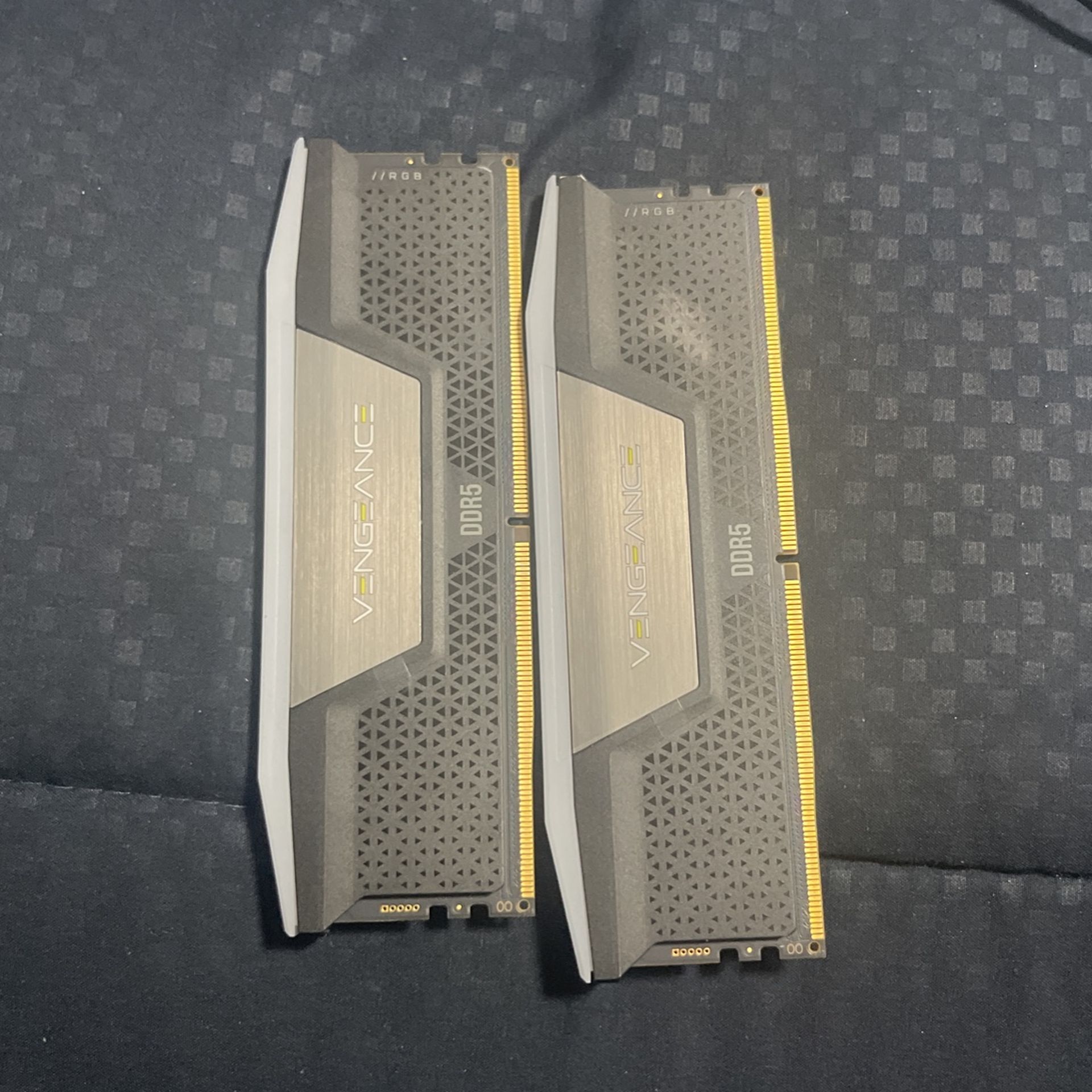 Corsair Vengence RGB DDR5 32GBs | 6000 MT/s