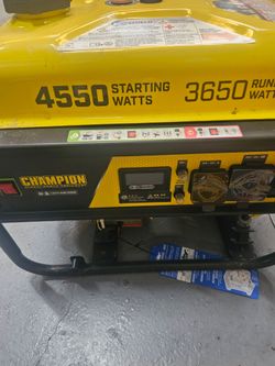 Champion 4550W / 3650W Portable Gas Generator