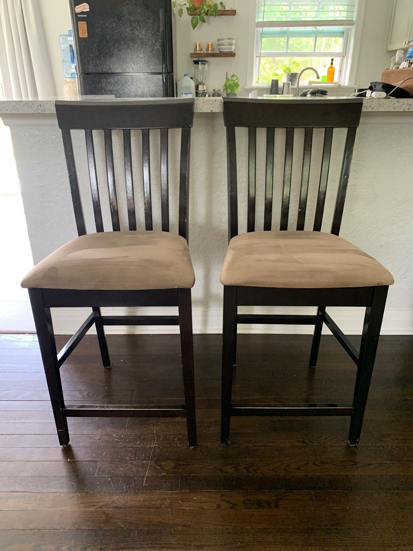 2 Wooden Bar Stools / Dining Chairs
