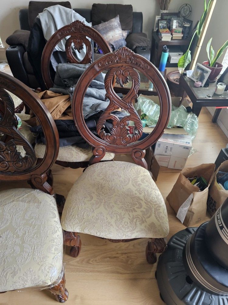 Dining Table With China Cabinet