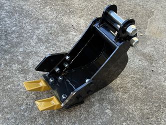 Mini Excavator Attachments 8” Bucket with Teeth for 1 Ton 2 Ton Unit