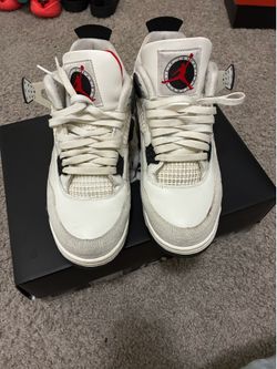 Jordan 4s FC size 9.5