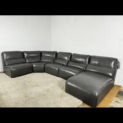 Leather Sectional Couch Sofa (Delivery Available)