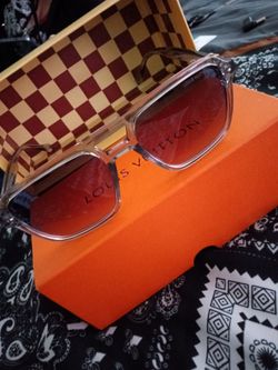 Brand new Louis Vuitton square pilots sunglasses