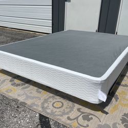 New Queen Size Smart Box Spring 