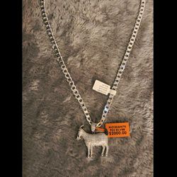 6 CTW GENUINE MOISSANITE DIAMOND GOAT PENDANT and chain in 925 Silver