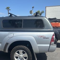 Snug Top Camper Shell Tacoma