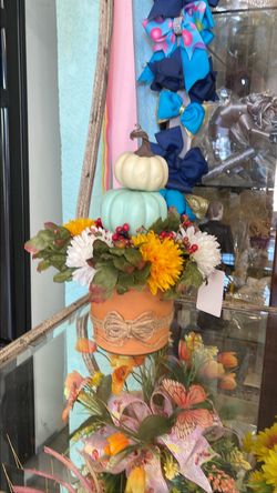 Fall Pumpkin Floral Centerpiece Arrangement