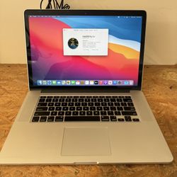 Apple MacBook Pro 15” (1TB SSD, Intel Core i7-4960HQ, 2.60GHz, 16GB RAM) Silver