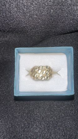 10k Nugget Ring